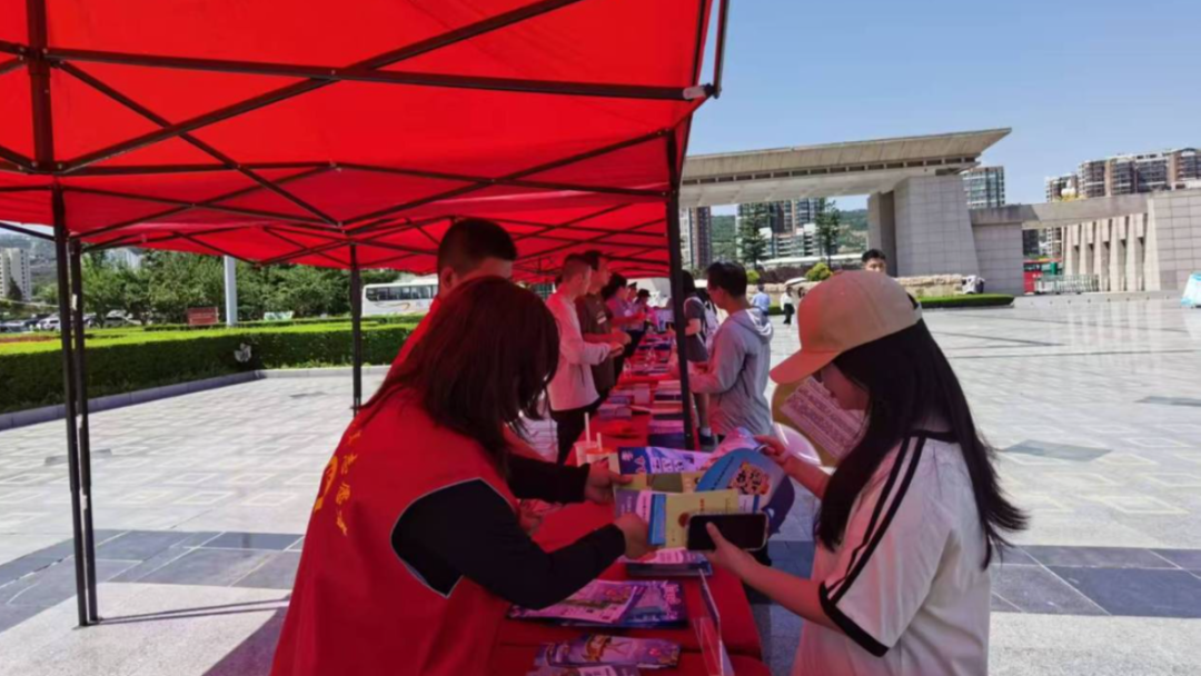 天水市各级团组织积极开展“6.26”禁毒宣传进校园活动